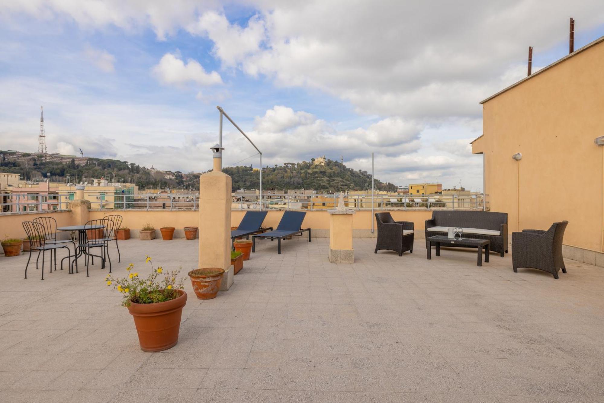 Top Floor Apt With Rooftop Terrace Near St. Peter Rom Exteriör bild